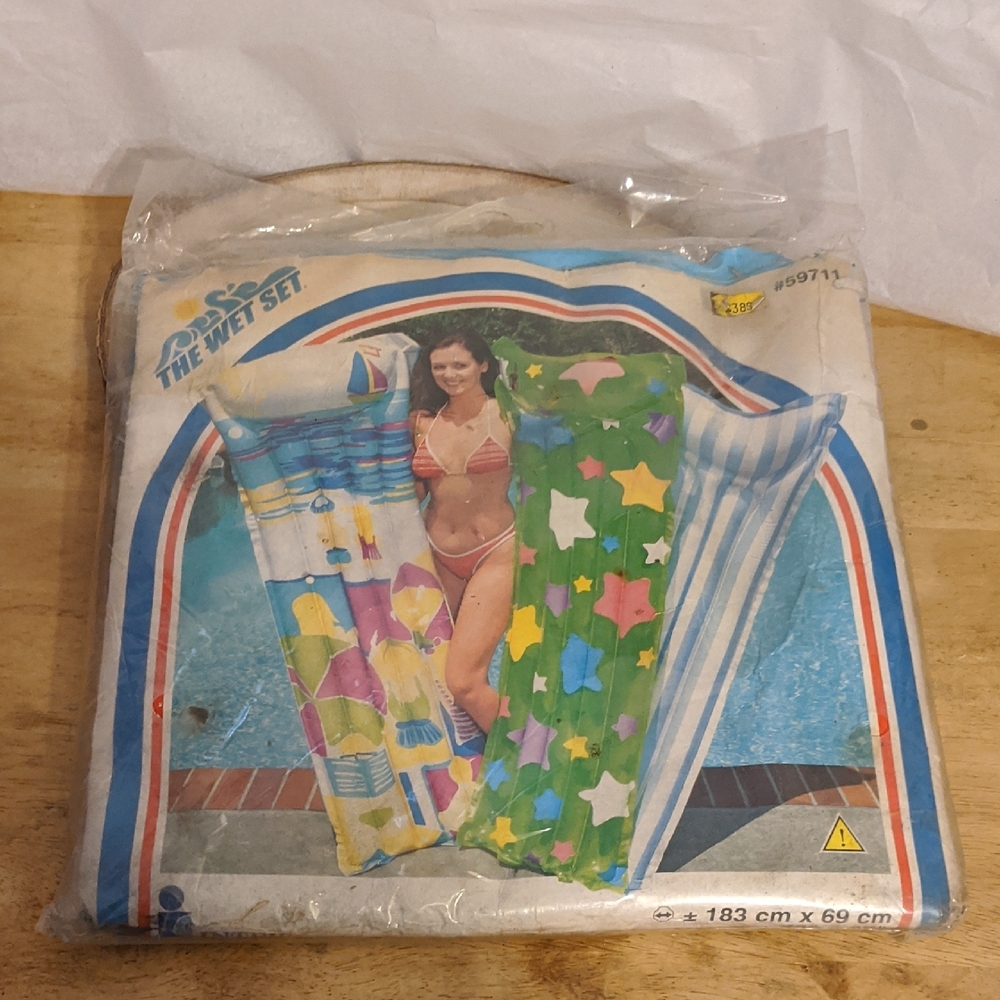 Intex The Wet Set Inflatable Pool Lounger - Multicolor #59711 72" X 27"